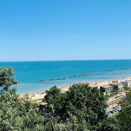 Abruzzodamare Amazing Apartments With Romantic Sea View Francavilla Al Mare Bagian luar foto