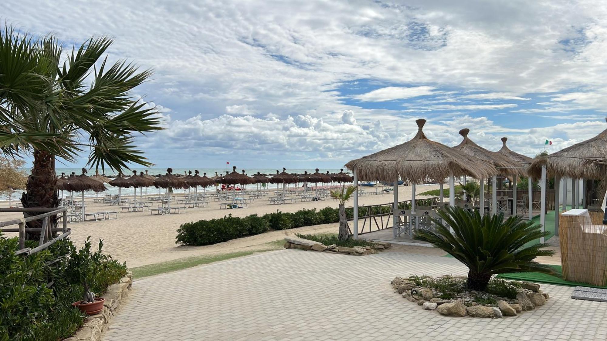 Abruzzodamare Amazing Apartments With Romantic Sea View Francavilla Al Mare Bagian luar foto