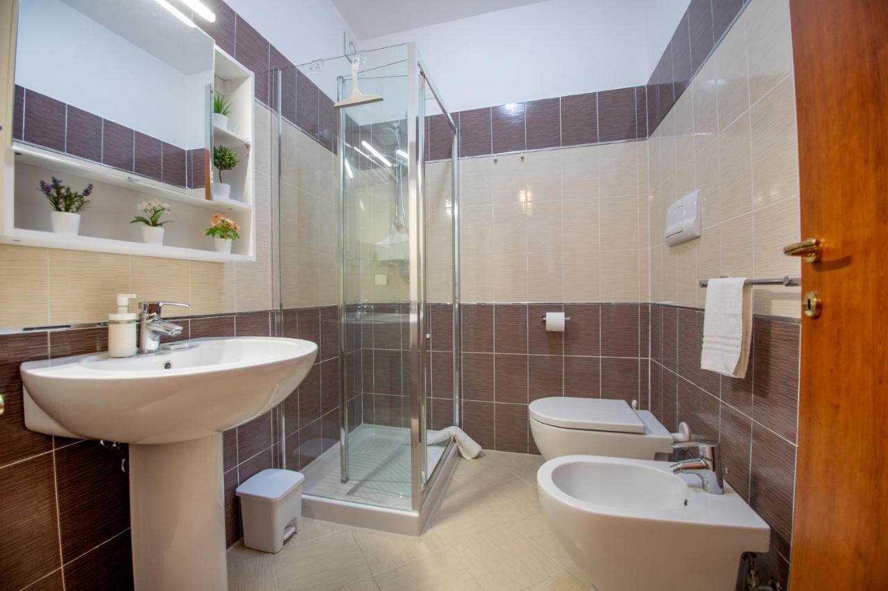 Abruzzodamare Amazing Apartments With Romantic Sea View Francavilla Al Mare Bagian luar foto